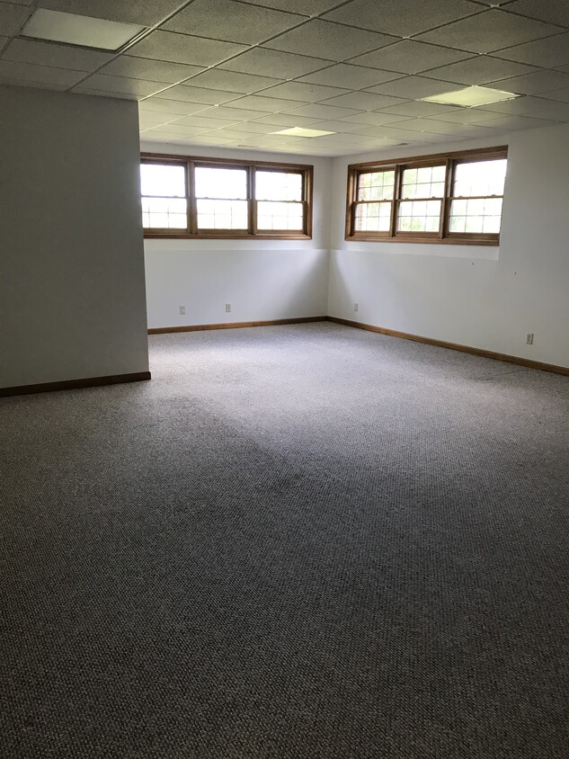 livingroom - 5957 N 800 E