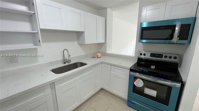 Foto del edificio - 7900 Camino Cir