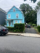 front of the house - 39 Saint James St