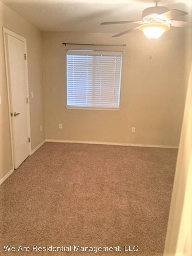 Foto del edificio - 1385 W University Ave