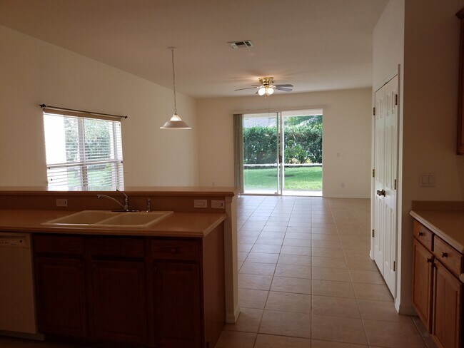 Habitación familiar - 13303 Hampton Park Ct