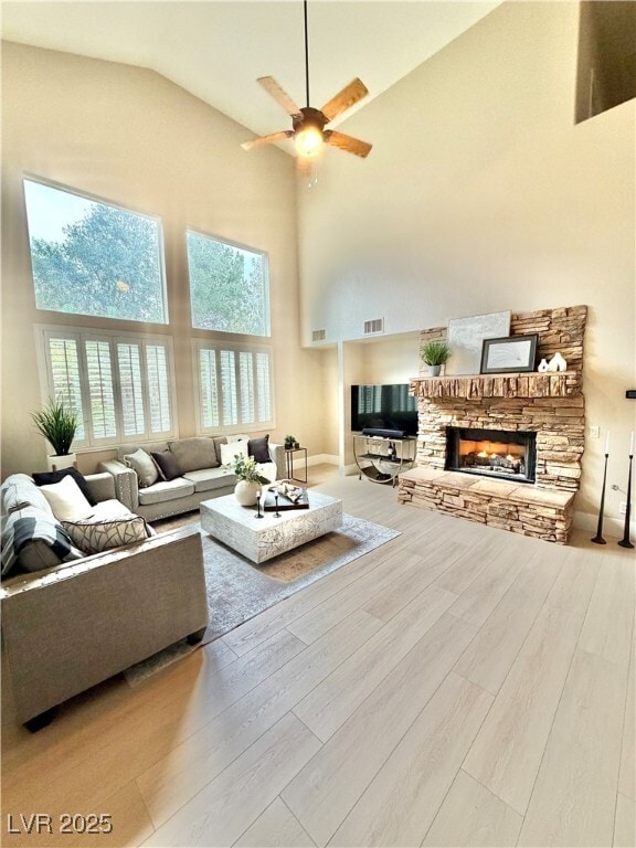 Foto del edificio - 858 La Sconsa Dr