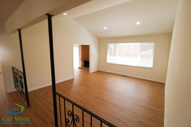 Building Photo - $4195-Remodeled 3 Bed/2Bath Sunnyvale Home...