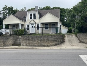 Building Photo - 505 S 18th St