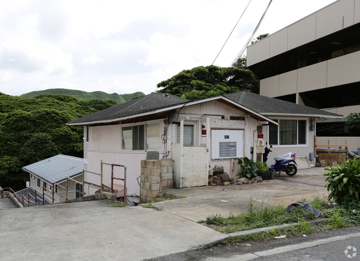 Foto del edificio - 1617-1621 Stillman Ln