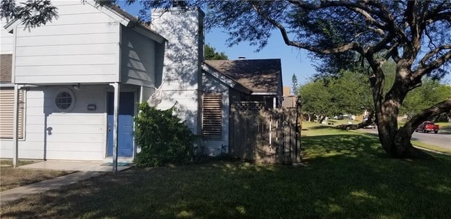 Building Photo - 7202 The Mansions Dr