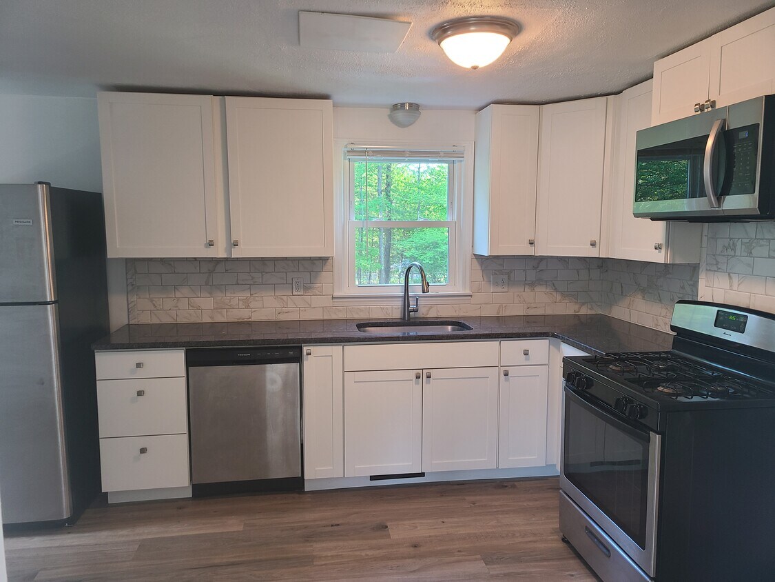 Photo - 12 Eden St (Millis, MA)