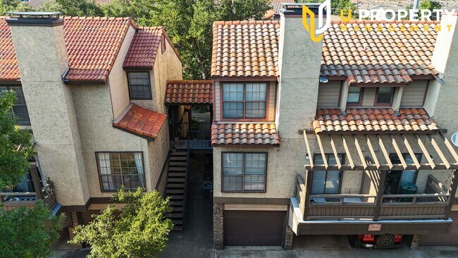 Foto del edificio - Updated Condo with New Vinyl Flooring & Ne...