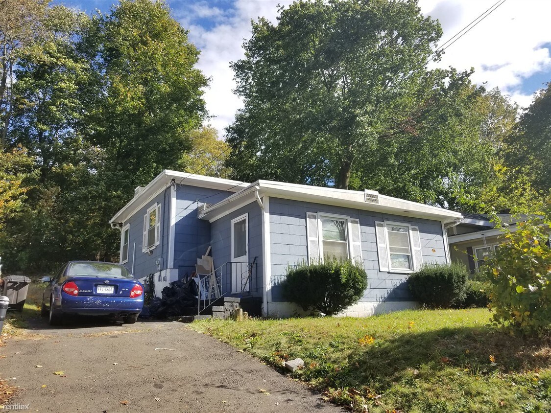 Primary Photo - 3 br, 1 bath House - 511 Valley St