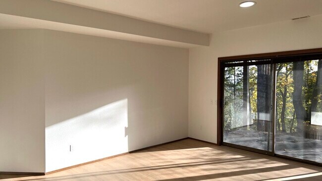 Foto del edificio - 4630 142nd Pl SE