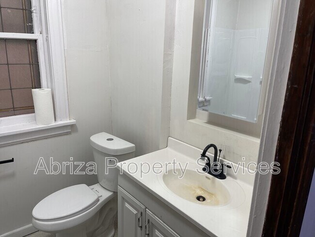 Foto del edificio - 3954 Lexington Ave