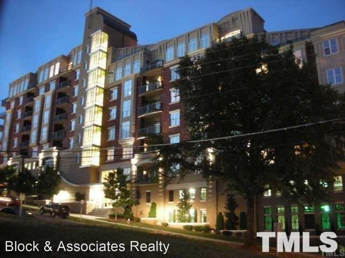Foto principal - 2 br, 2 bath House - 618 N Boylan Avenue, ...