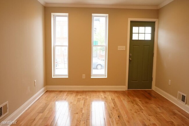 Foto del edificio - 3 br, 2.5 bath Townhome - 1234 W Cross St