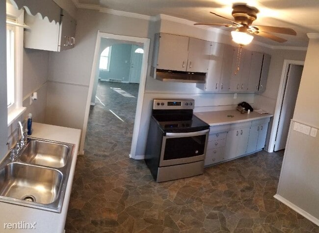 Building Photo - 2 br, 1 bath House - 1622 N Stadium Rd