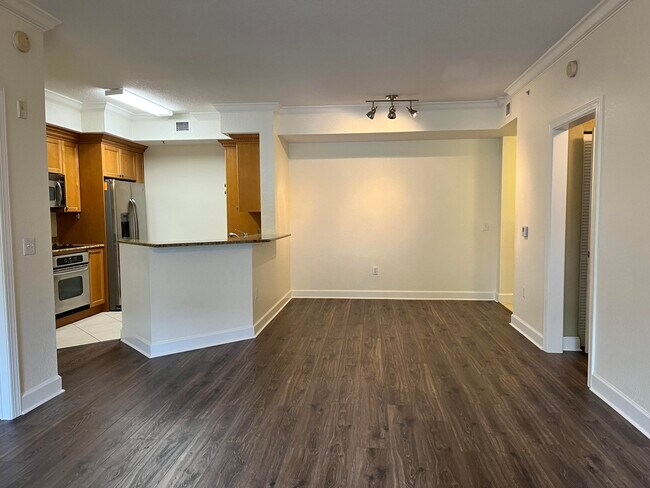 Building Photo - 1203 Renaissance Way