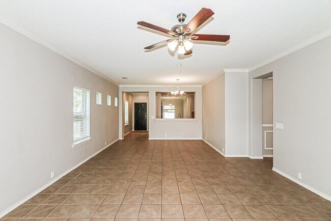 Building Photo - 903 Butterfly Ln