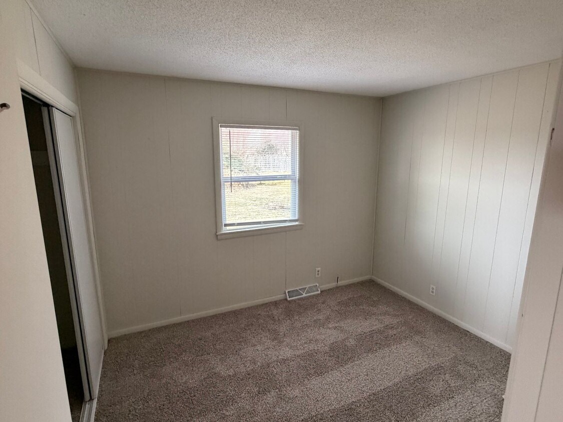 Foto del edificio - 3419 County Rd 1400 E
