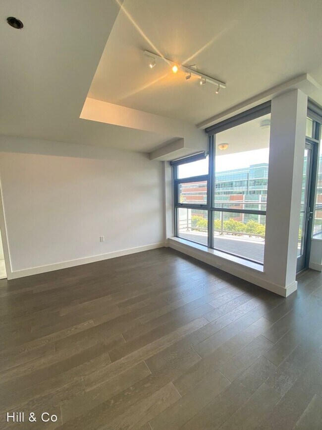 Building Photo - 1 br, 1 bath House - 480 Mission Bay Blvd....