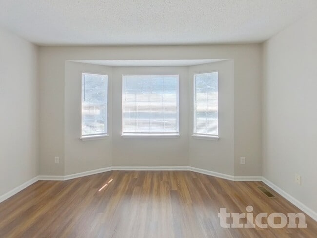 Building Photo - 108 Quinton Ln