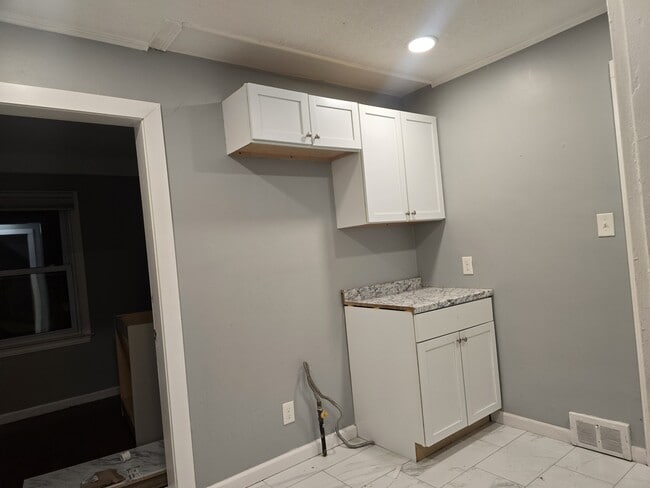 Foto del edificio - 11911 Lansdowne St