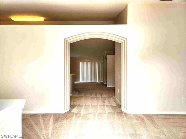Foto del edificio - 2472 Nature Pointe Loop