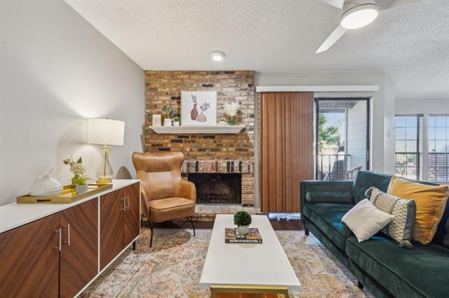 Foto del edificio - 15151 Berry Trail
