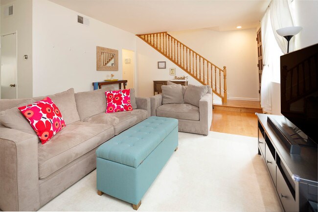 Foto del edificio - 1049 16th St