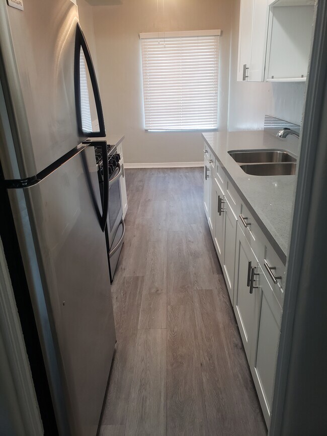 Chateau Alto Nido Apartments Apartments Los Angeles, CA