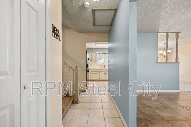 Foto del edificio - 2119 Chatalet Ln