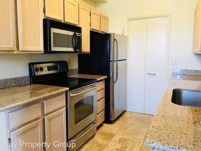 Building Photo - 2 br, 2 bath House - 173 Lakeshore Court