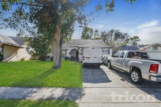 Building Photo - 470 N Sundance Dr