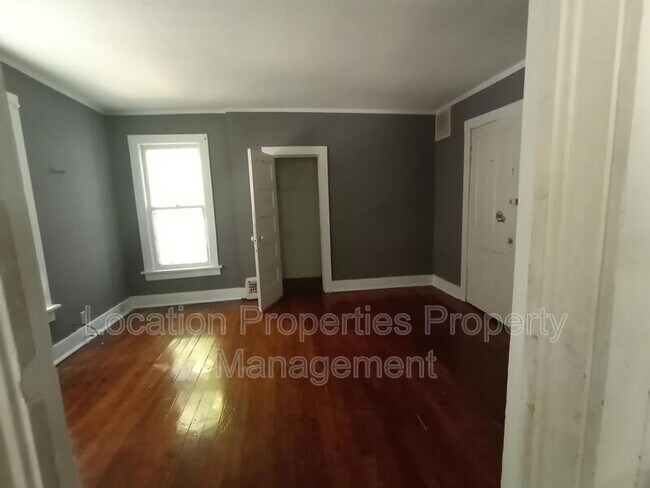 Building Photo - 1041 Kentucky St