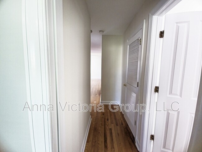 Foto del edificio - 4473 B St SE