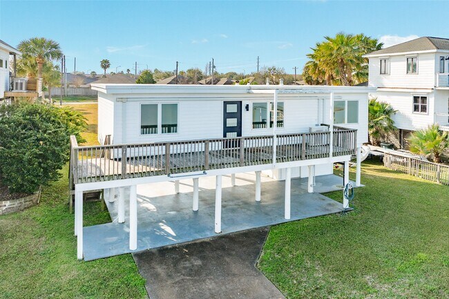 Foto del edificio - 7204 Avenue N 1/2 Rear