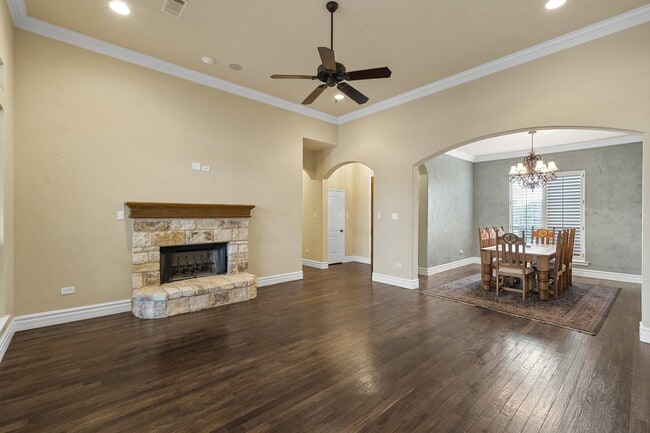 Building Photo - 7030 Flagstone Cir
