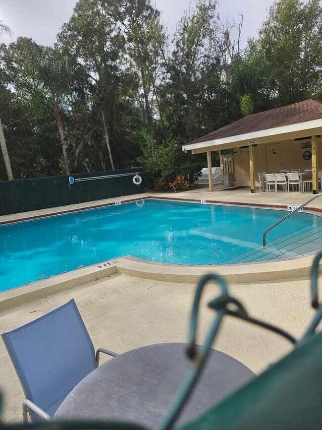 Building Photo - 1208 Clays Trl