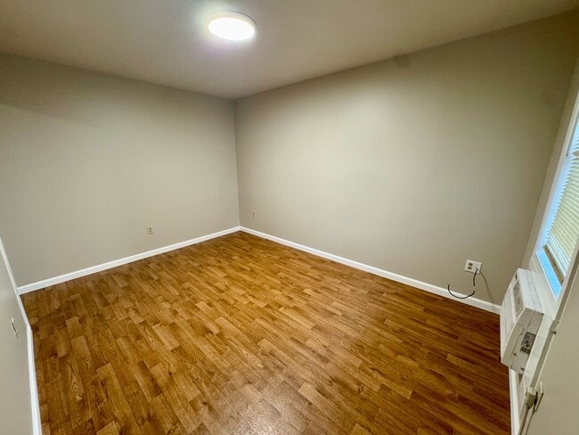 Foto del edificio - 98 Hill Ave