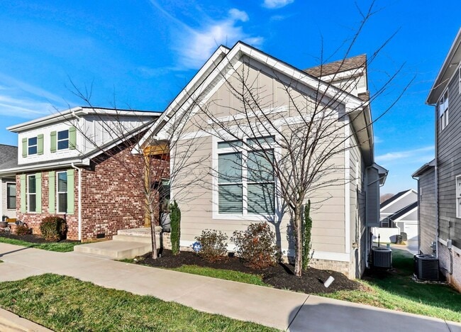 Building Photo - 1372 Hicks Edgen Rd