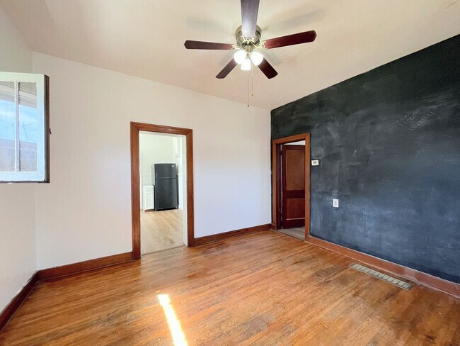 Foto del edificio - 3 bed in Nickerson with large fenced yard