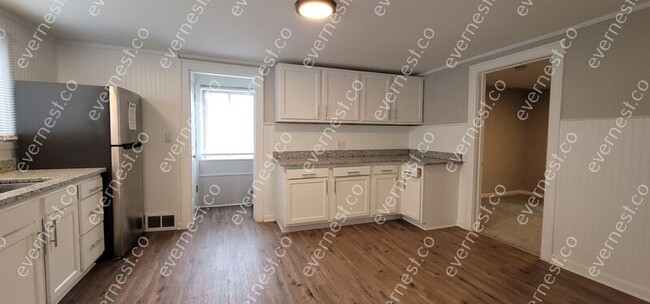 Building Photo - 22433 Pleasant Ave