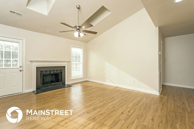 Foto del edificio - 4403 Pleasant Valley Rd