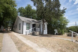 Building Photo - 1527 Padgitt Ave