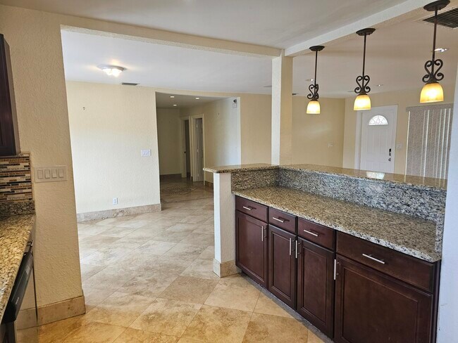 Foto del edificio - 1326 N J Terrace