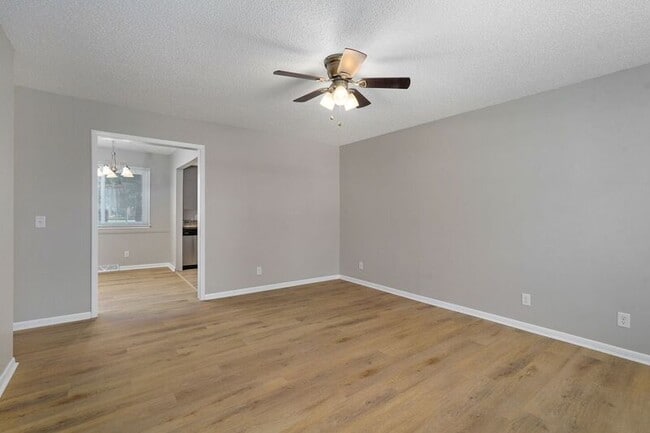 Building Photo - 3318 W Dorber Dr