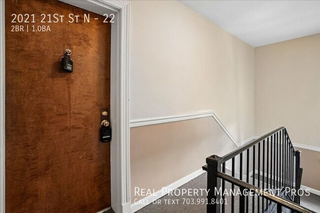 Foto del edificio - 2021 21st St N