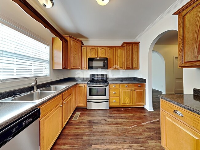 Foto del edificio - 632 Palisades Ct