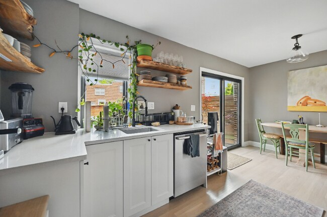 Foto del edificio - 1137 19th St NE