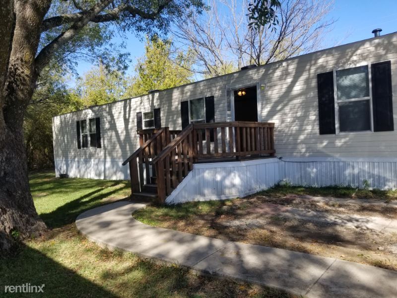 211 Rob Ln, DeSoto, TX 75115 House for Rent in DeSoto, TX