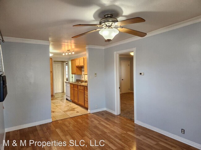 Building Photo - 3 br, 1 bath House - 2512 S 900 E