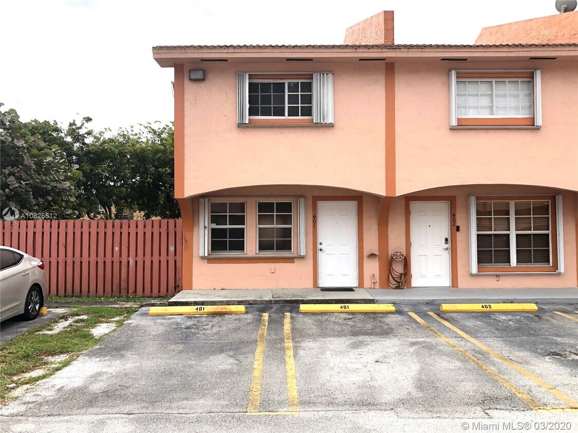 9837 W Okeechobee Rd Unit 401, Hialeah, FL 33016 Condo for Rent in